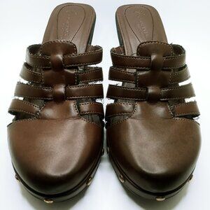 Women's Shoes Bare Traps Corinna Chocolate Studded Closed Toe Mules Size 7 1/2 M